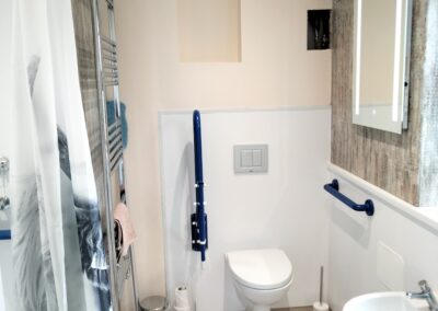 Trossachs Tryst Achray Accessible Bathroom #2